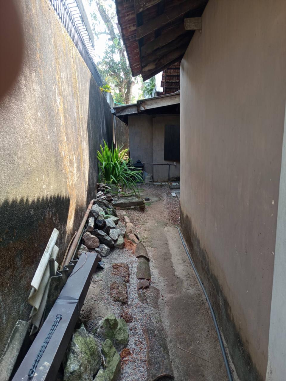 House with Land for sale in Battaramulla