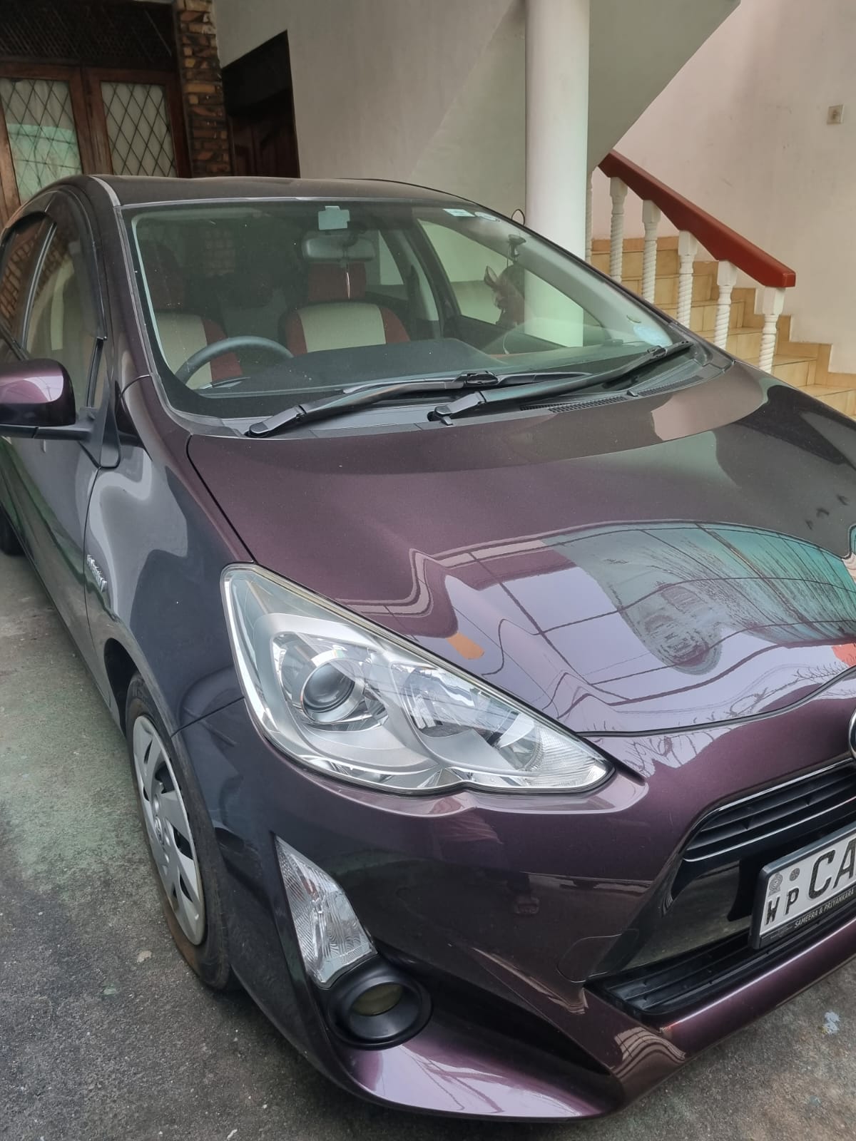 Toyota Aqua X-Urban 2015