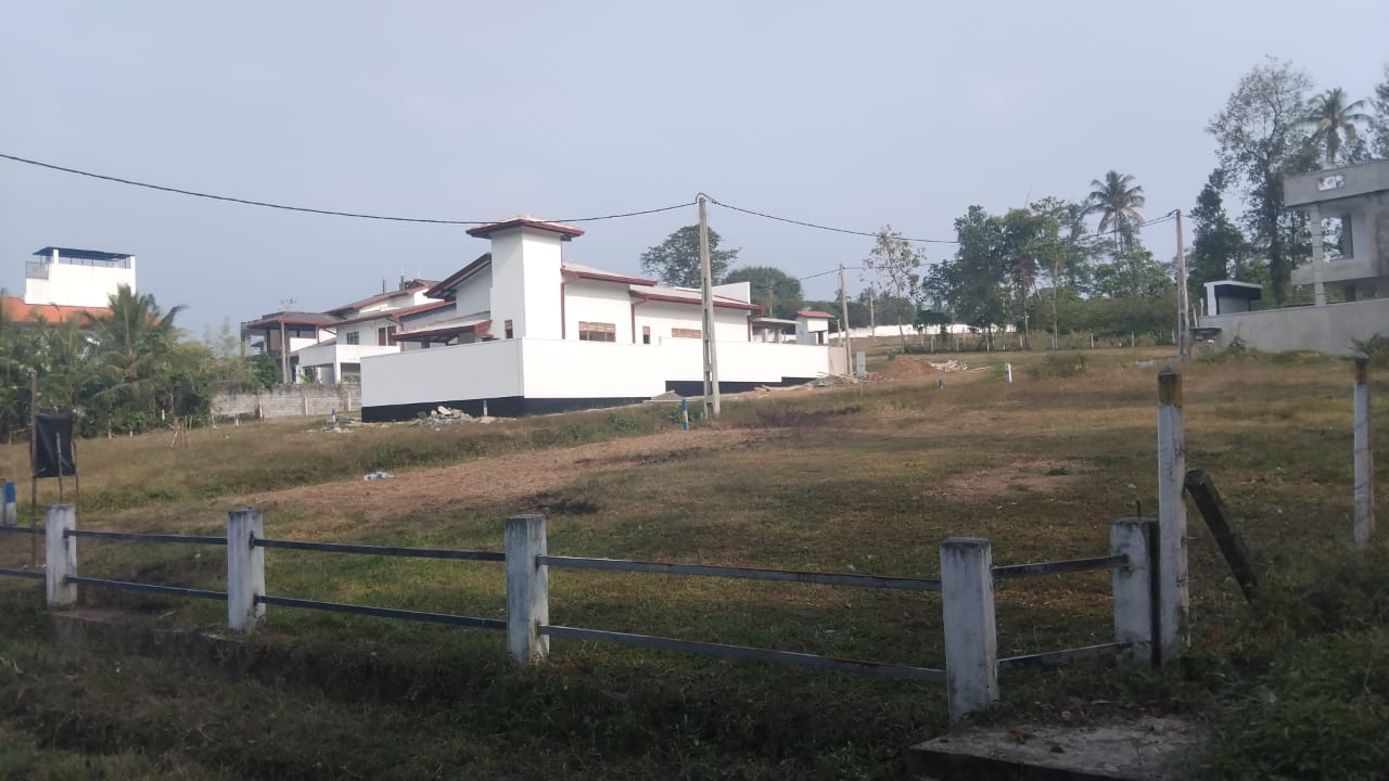 Valuable Bare Land for Sale at Kindelpitiya – Kesbewa