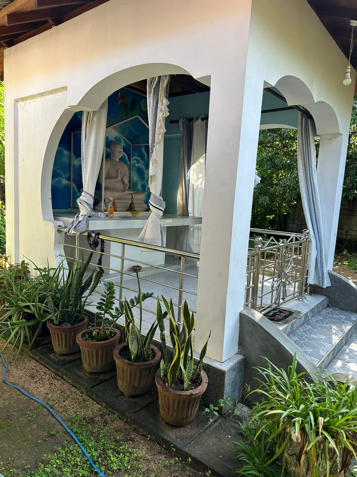 පොලොන්නරුව අංග සම්පූර්ණ නිවසක් විකිණීමට