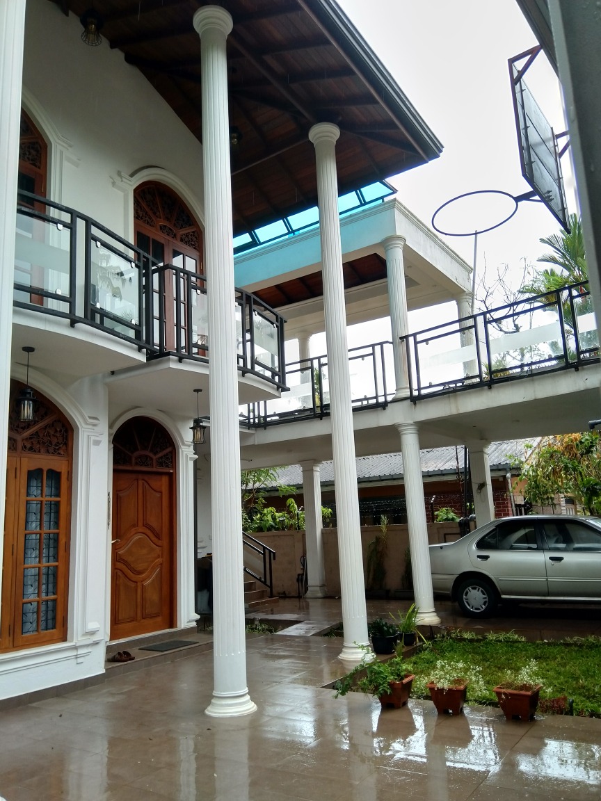 Spacious 3-Bedroom House for Rent – Katukurunda Junction, Kalutara