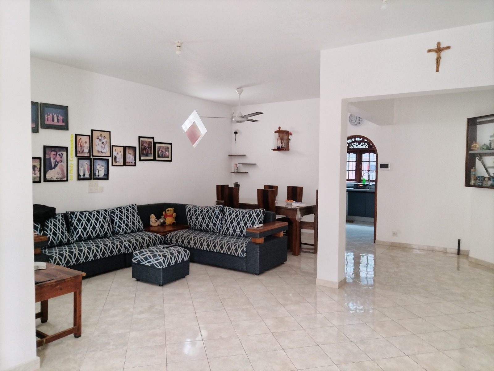 Spacious 3-Bedroom House for Rent – Katukurunda Junction, Kalutara