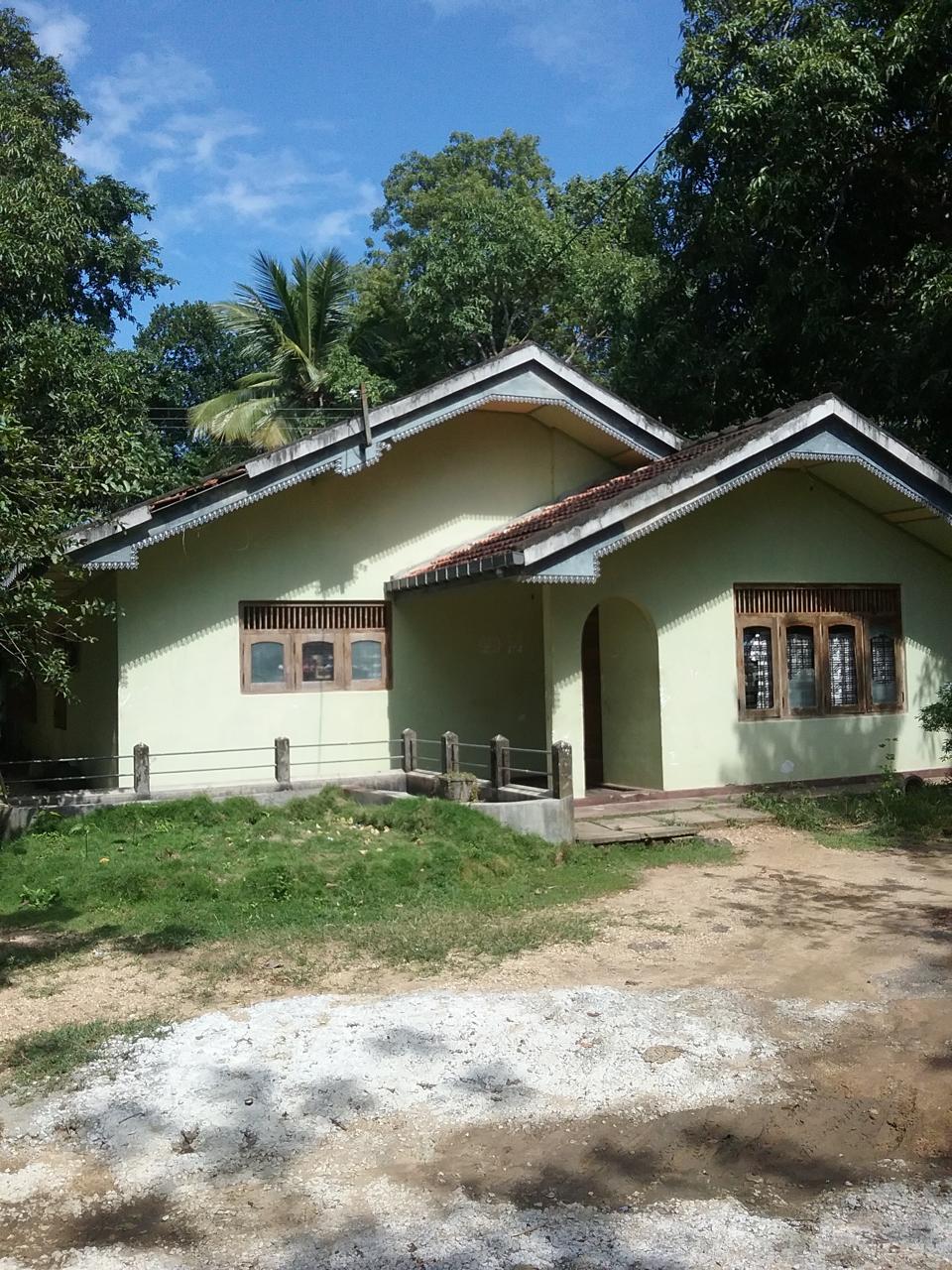 Prime Land for Sale Siyambalanduwa