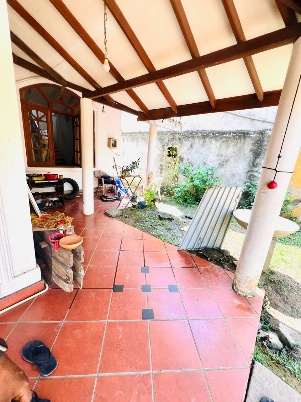 කළුතර කටුකුරුන්ද නිවසක් විකිනිමට