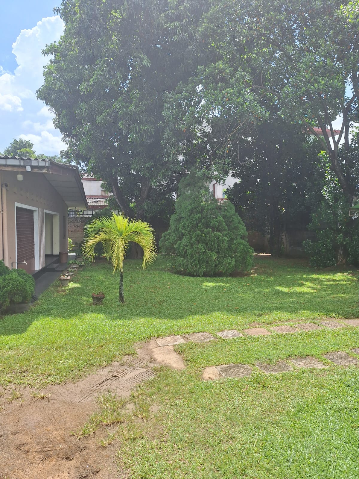 5bdrm Bungalow , Kurunegala City for sale