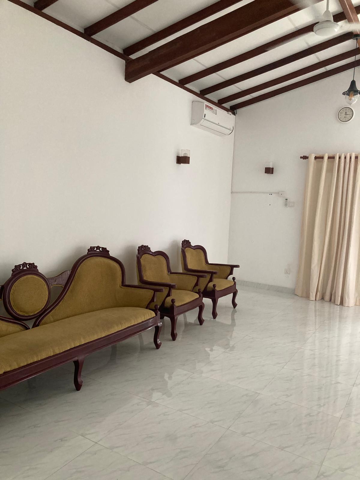 Land With House For Sale In Polgasowita