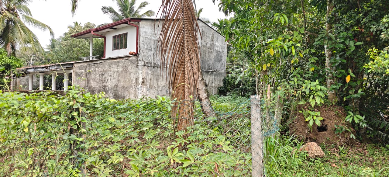 Commercial Land for Sale in Meegoda