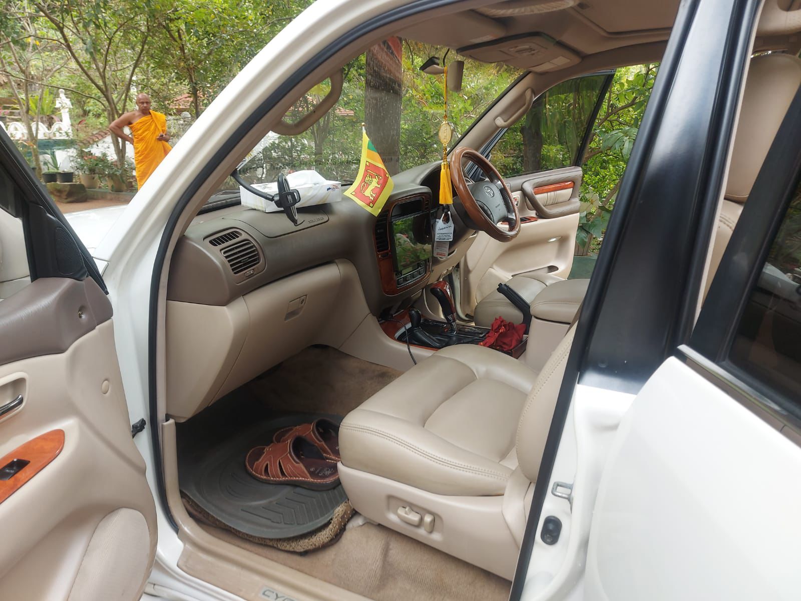 Toyota Land Cruiser Sahara 2000