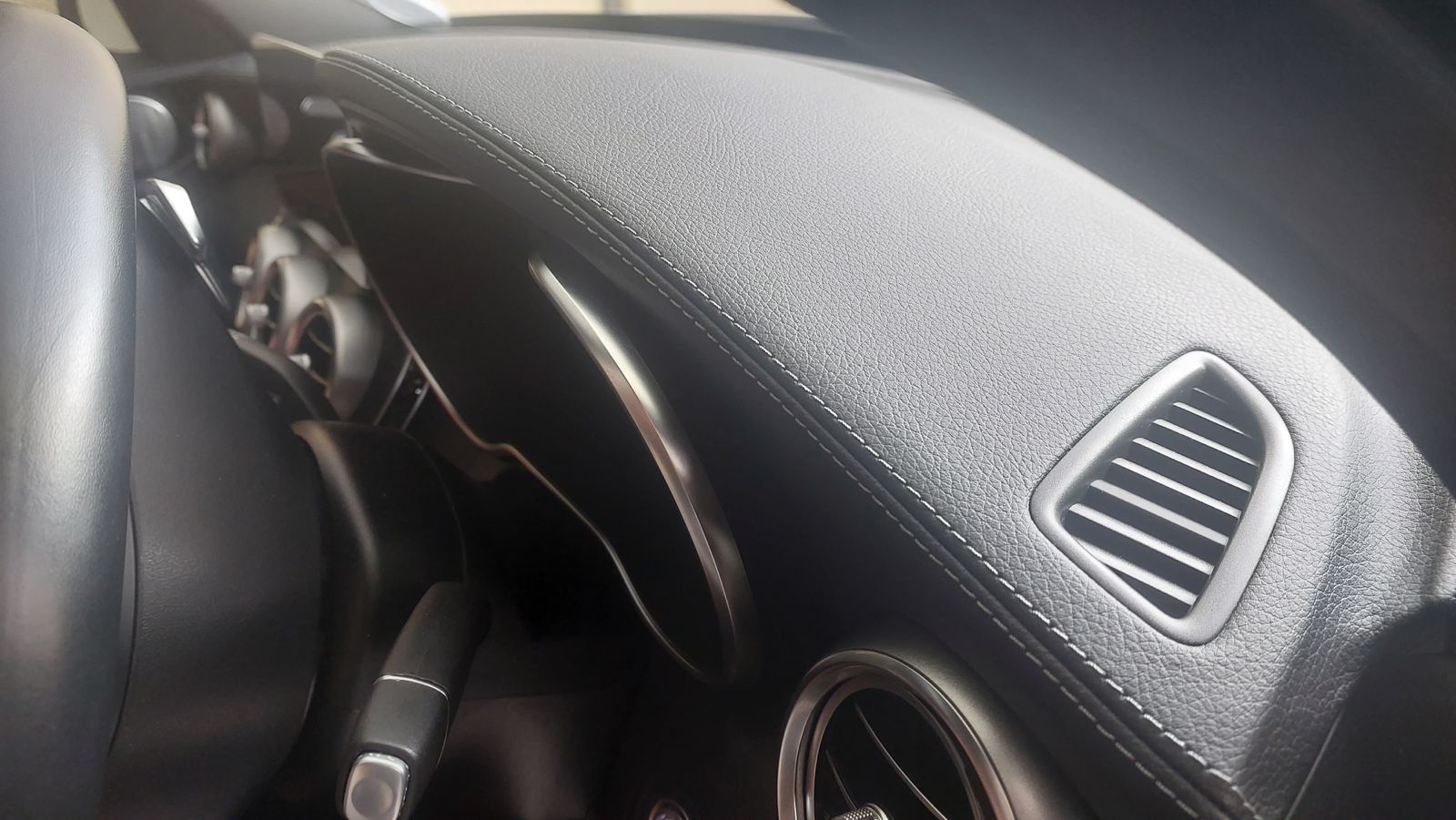 Mercedes Benz C200 AMG Premium Plus 2019