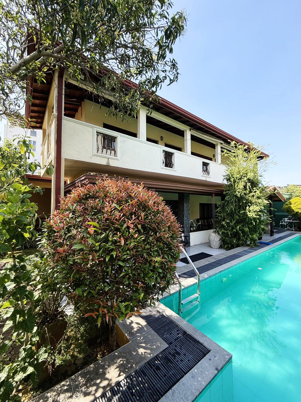 Furnished 5bdrm Villa in Villa Pannila, Moratuwa for sale