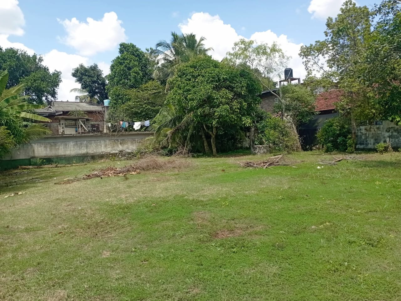 Residential Land for Sale in Boralesgamuwa