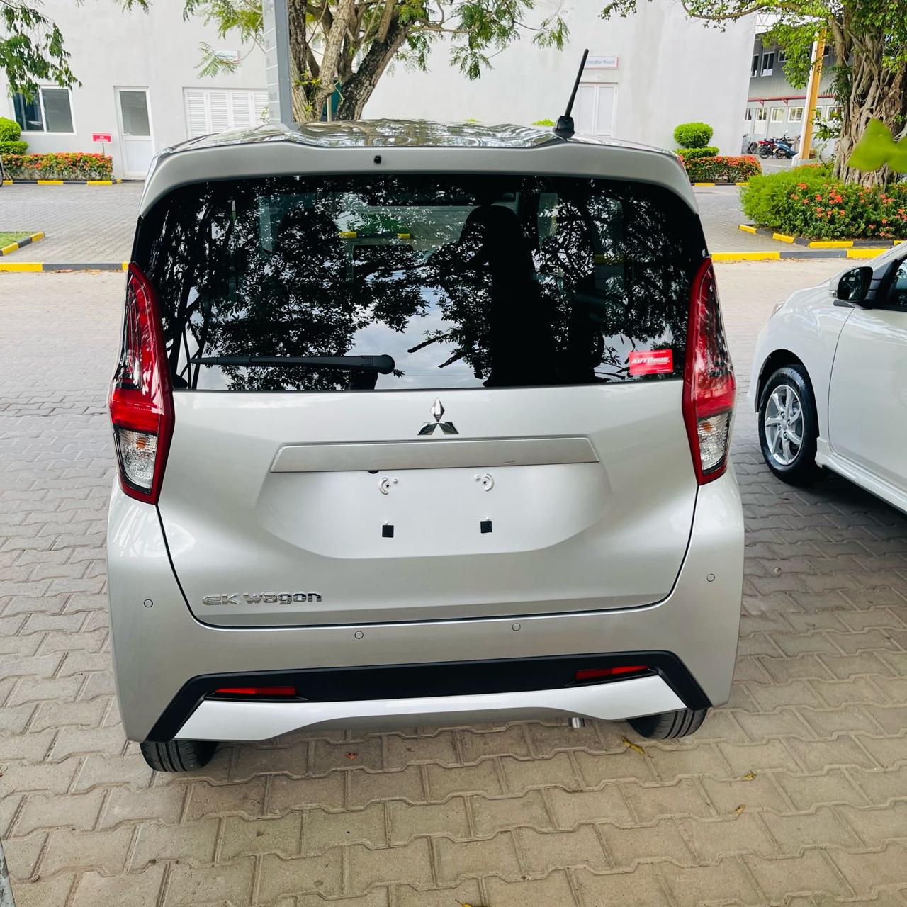 Mitsubishi eK Wagon M-Grade/G-Grade 2024