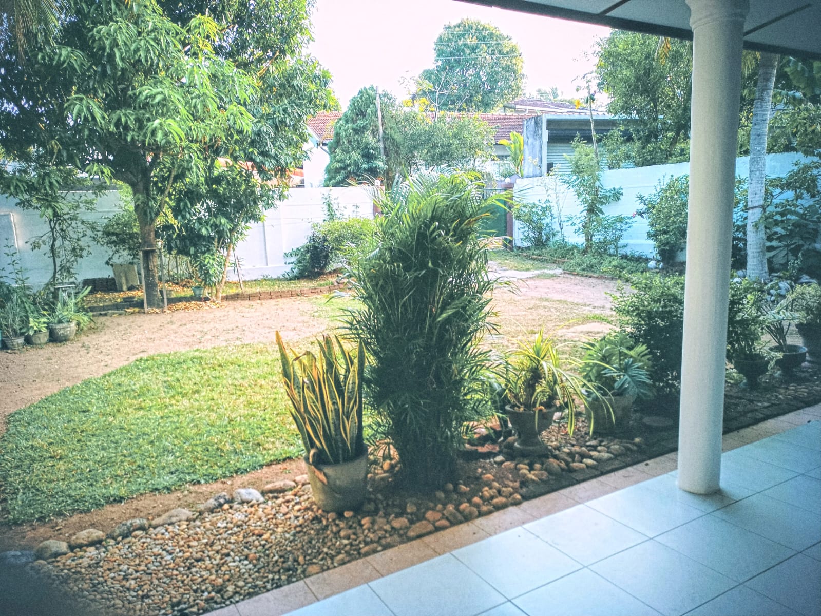 LAND WITH HOUSE FOR SALE IN PELAWATTE JUNCTION, BATTARAMULLA