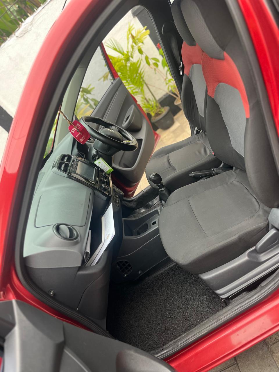 Renault KWID RXT 2016