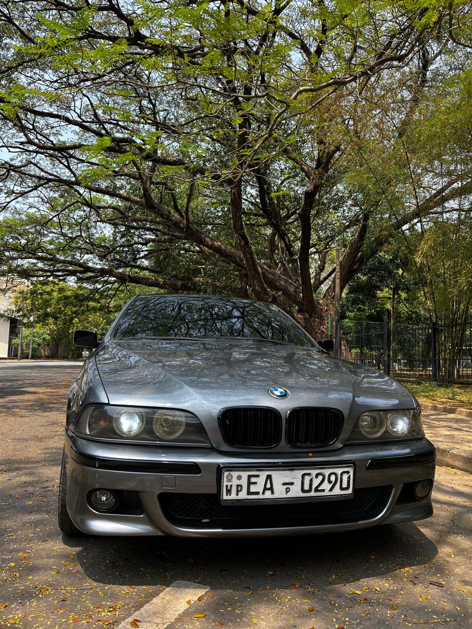 BMW 523i 1996