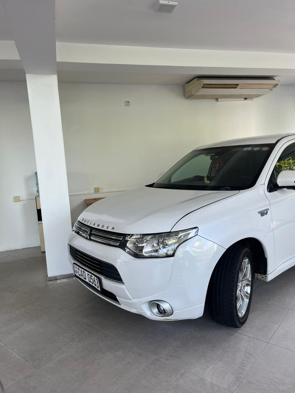 Mitsubishi Outlander 2014
