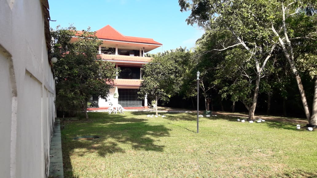 Hotel Resort for Sale Kalagedihena