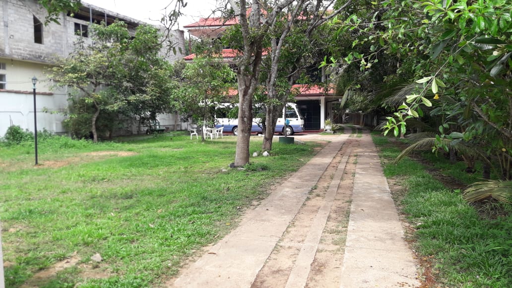 Hotel Resort for Sale Kalagedihena