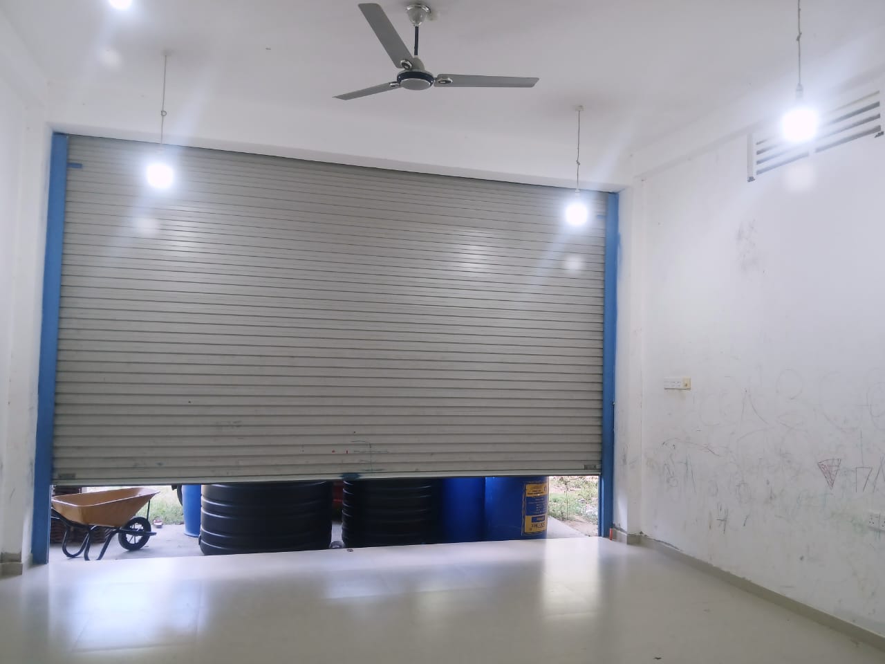 Shop for Sale සූරියවැව