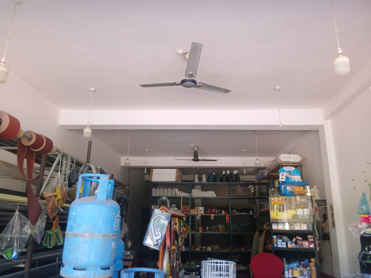 Shop for Sale සූරියවැව