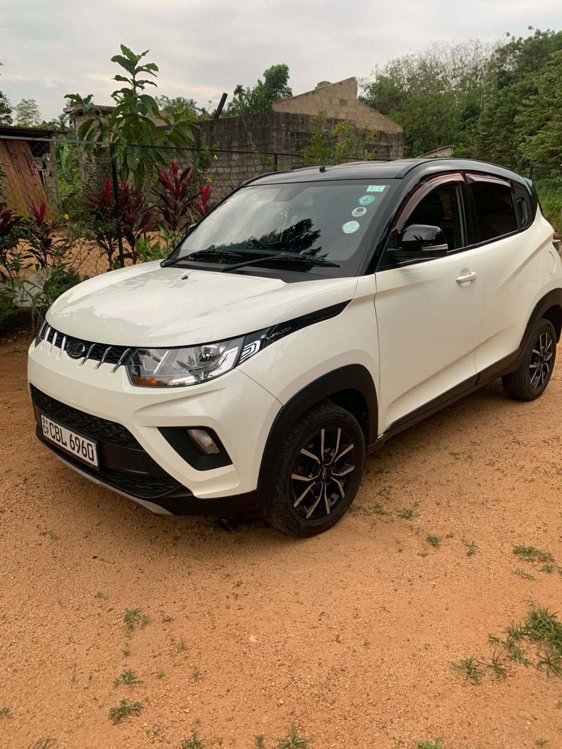 MAHINDRA KUV100 NXT 2020