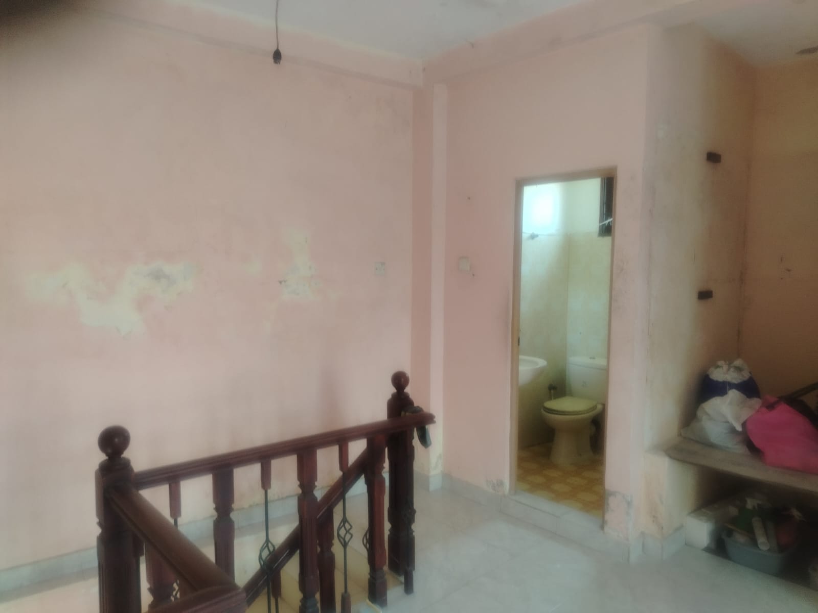 Two House with In a Same Land for Sale Kerawalapitiya
