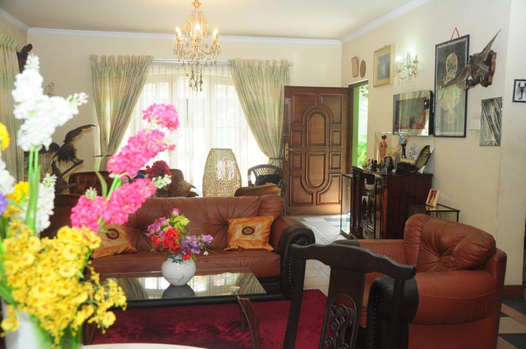 4 Story House for Sale Hunupitiya