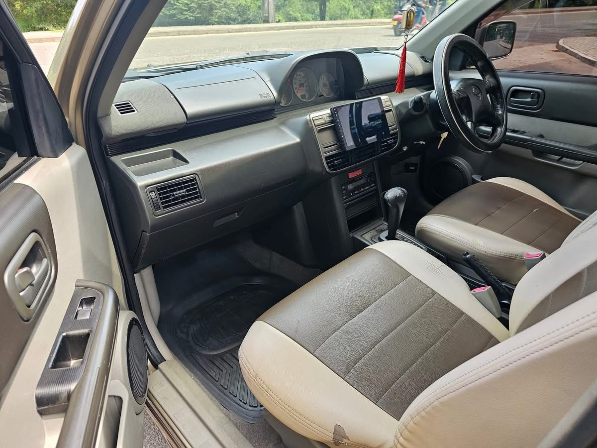 Nissan X-Trail T30 2003