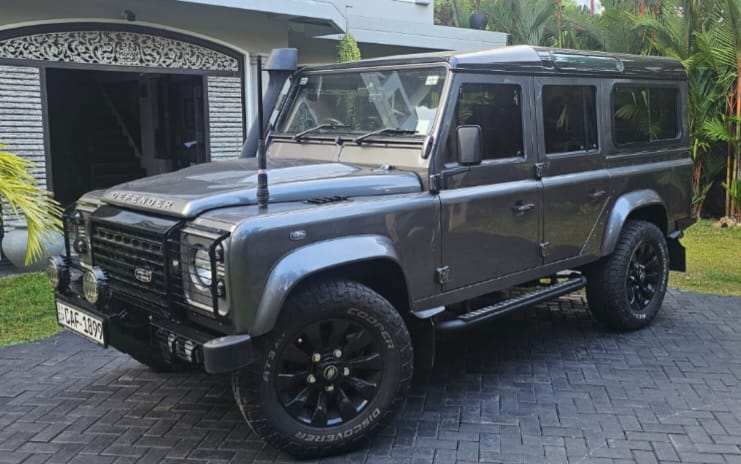 Land Rover Defender 110 2014