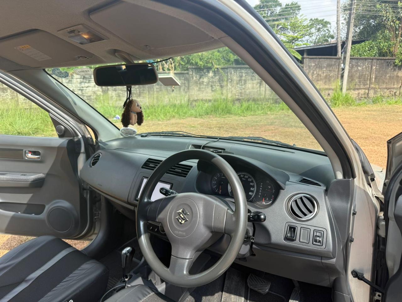 Suzuki Swift Beetle 2009