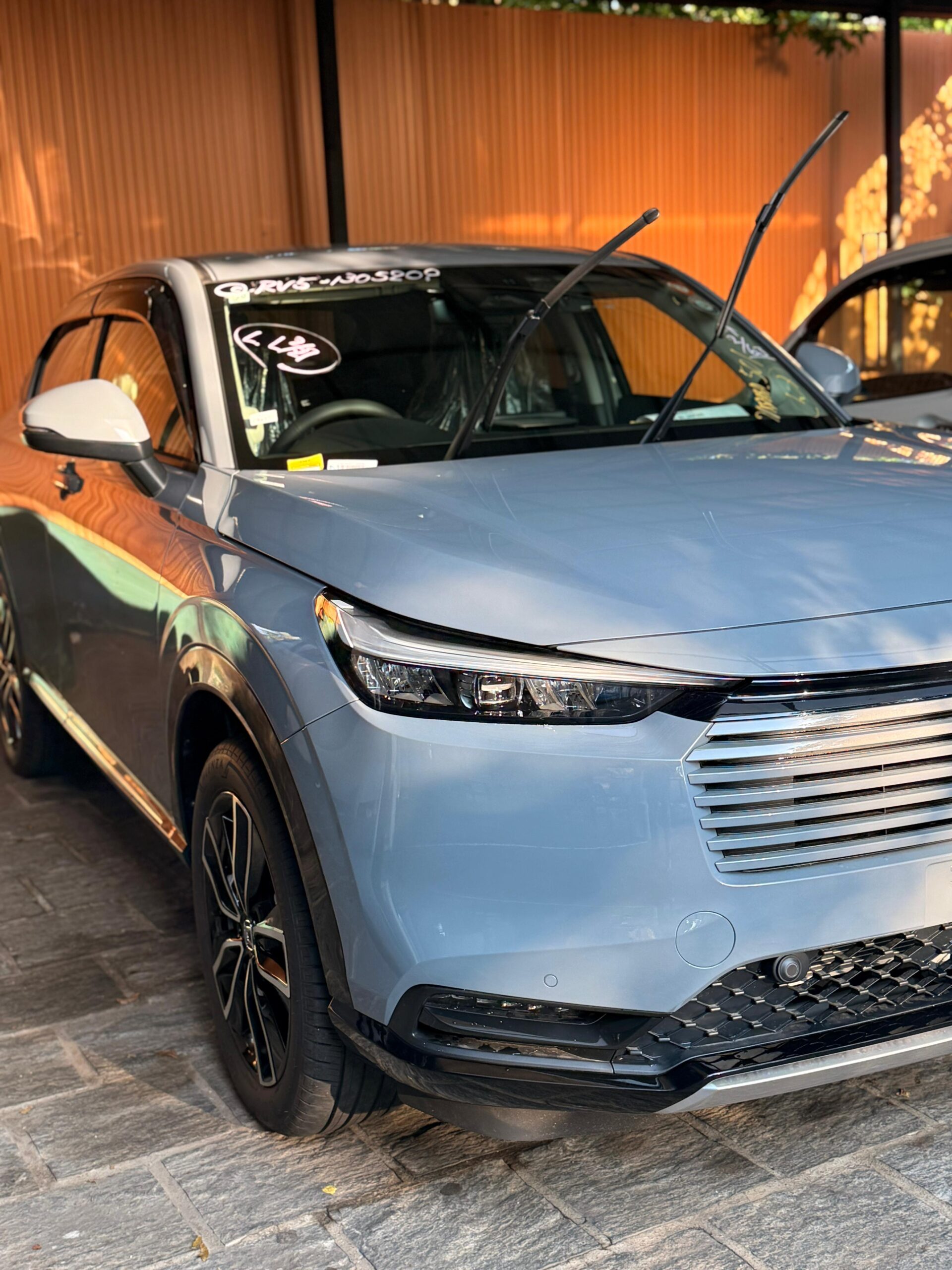 Honda Vezel Premium 2025