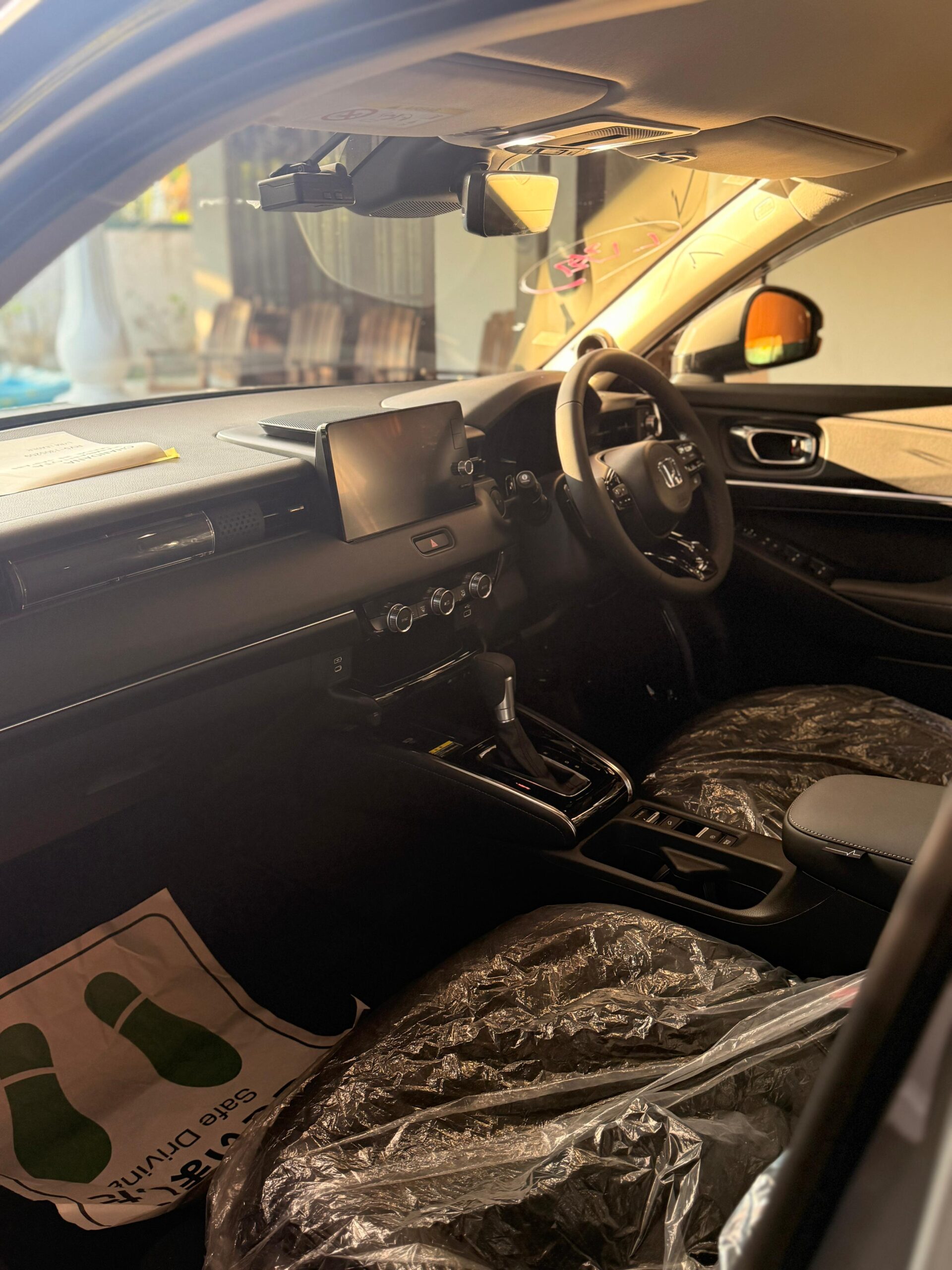 Honda Vezel Premium 2025