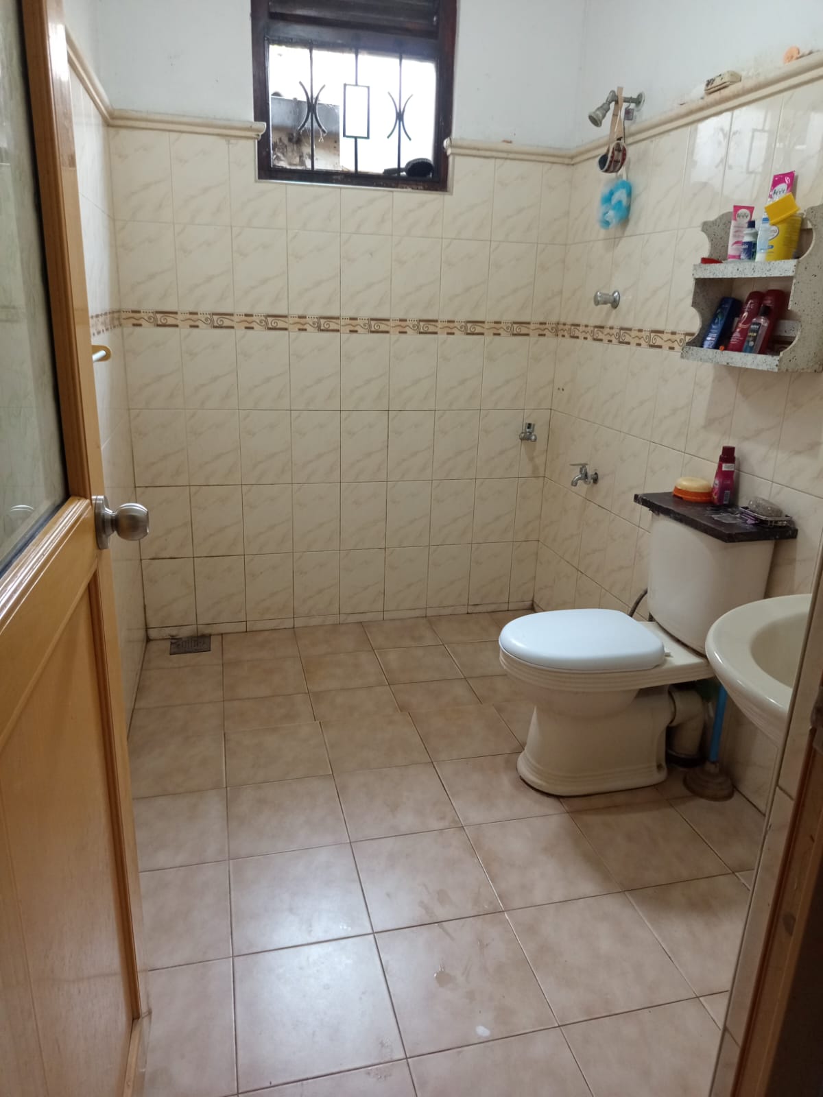 House for sale in Kalutara