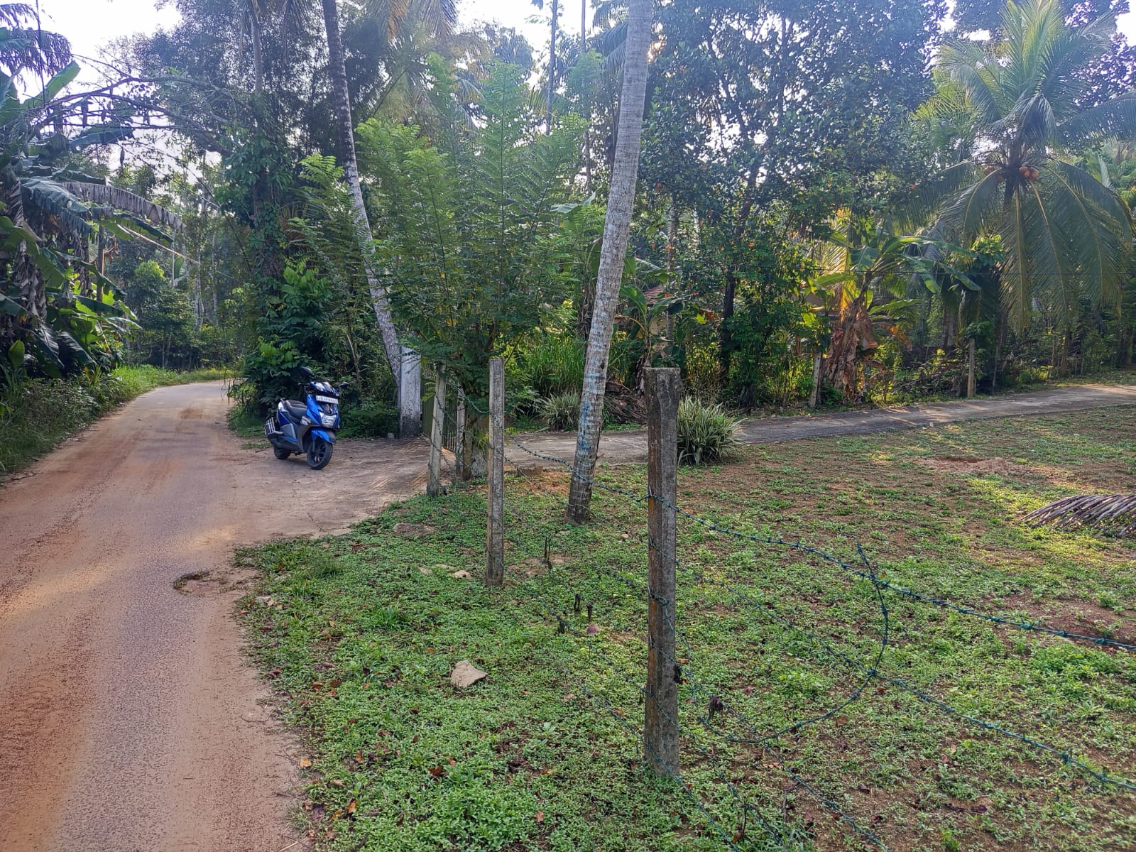 House and Land for Sale Denipitiya