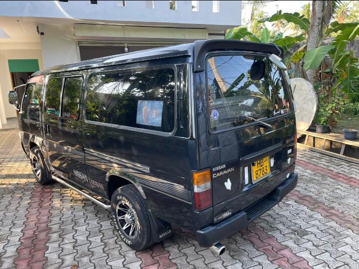 Nissan Caravan 1999