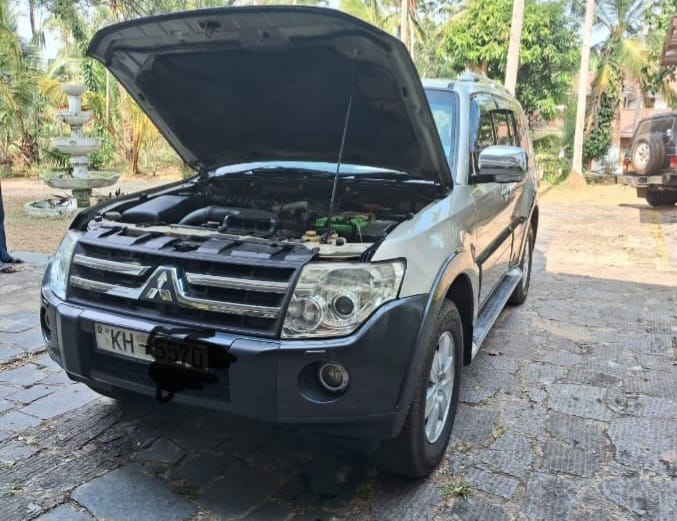 Mitsubishi Montero 2007