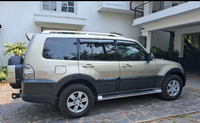 Mitsubishi Montero 2007