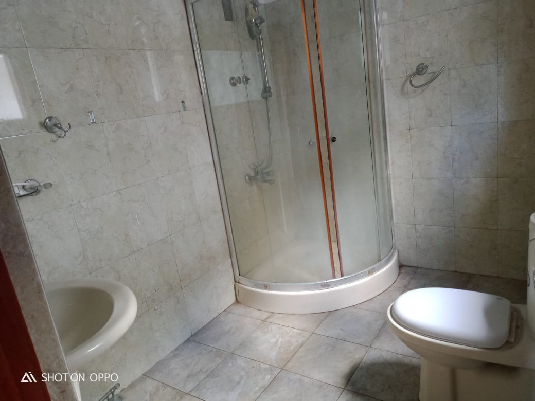 16-PERCH LAND WITH HOUSE FOR SALE IN YAKKALAMULLA, GALLE