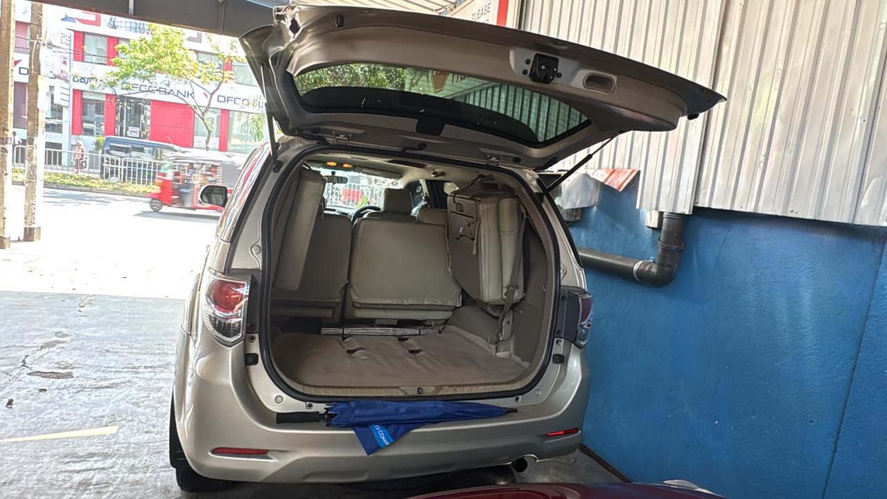 Toyota Fortuner 2013