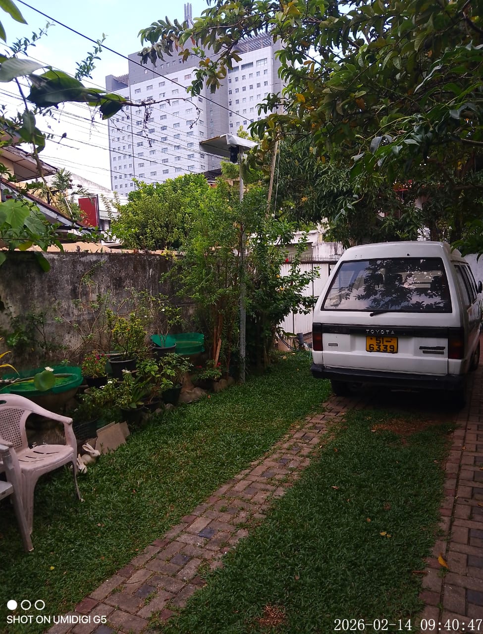 15 Perches Land with House for Sale Battaramulla