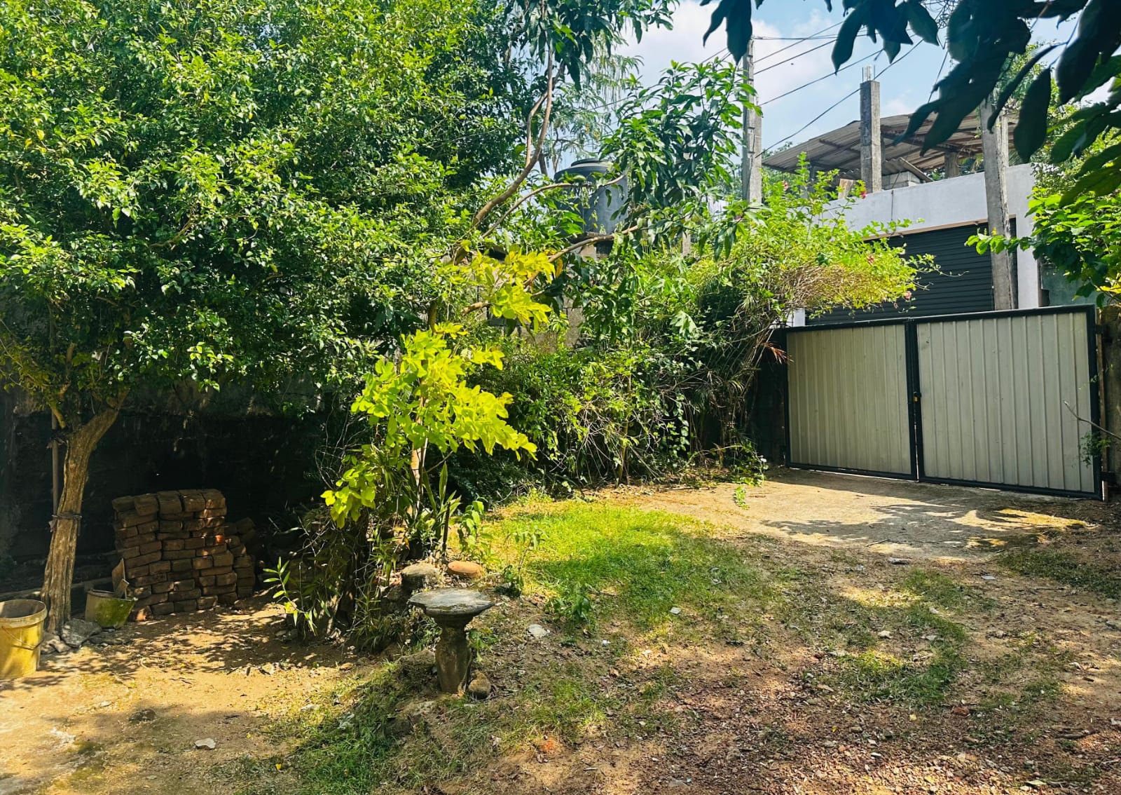 House with Land for Sale in Malabe