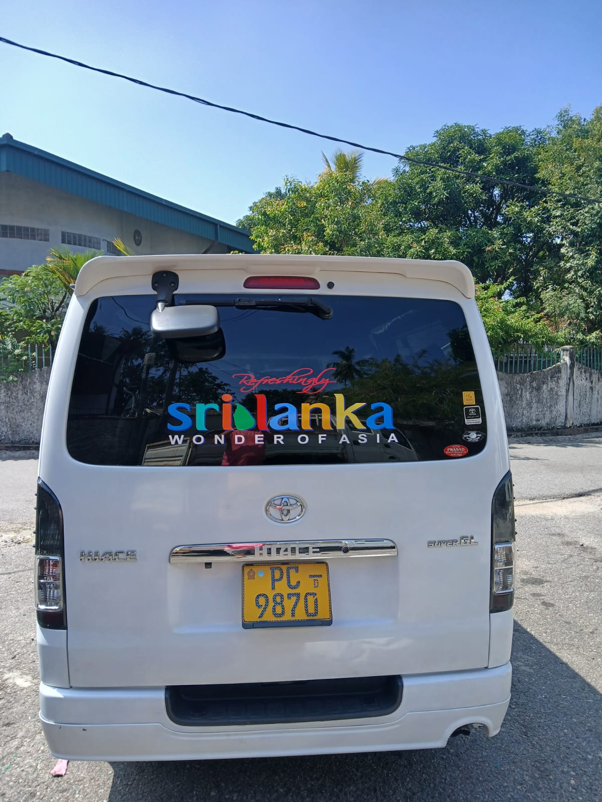 TOYOTA KDH 205 VAN FOR SALE