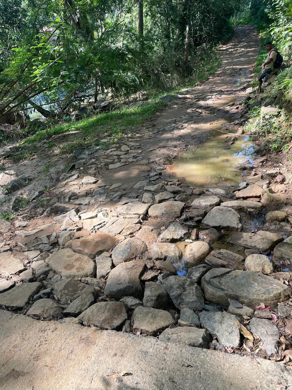 Land with houses for sale baeragala