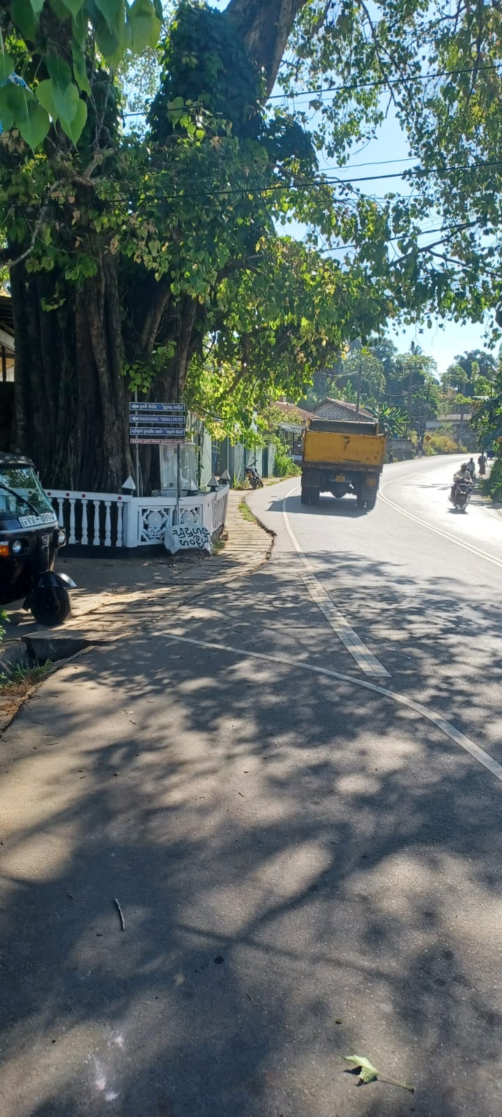 සීන්නක්කර ඔප්පු සහිත වටිනා ඉඩමක් විකිණීමට