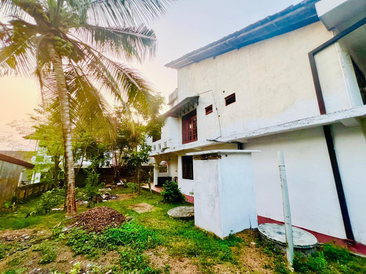 House for Sale – Prime Location Near Gampaha Town