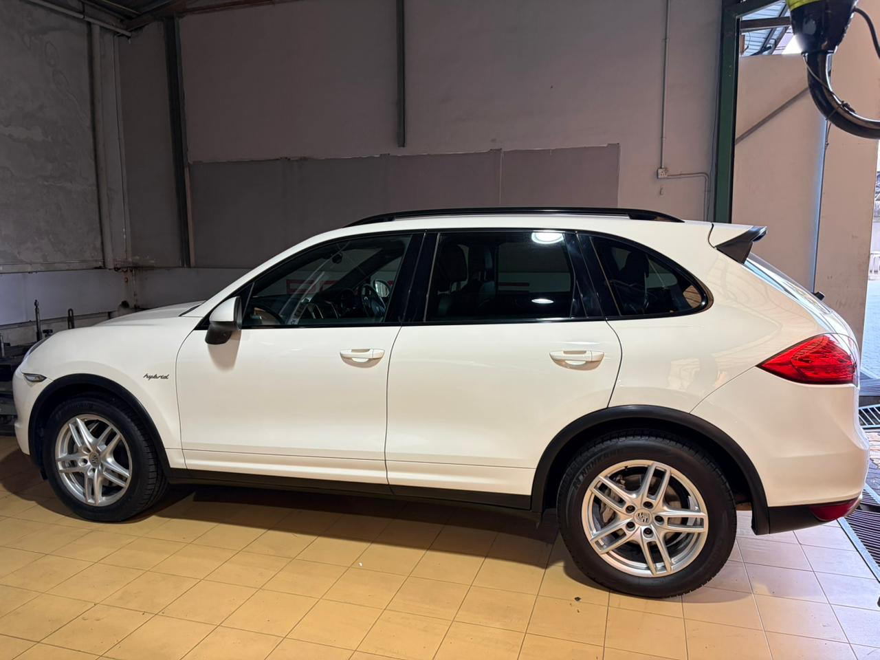 Porsche Cayenne’s Hybrid For Sale