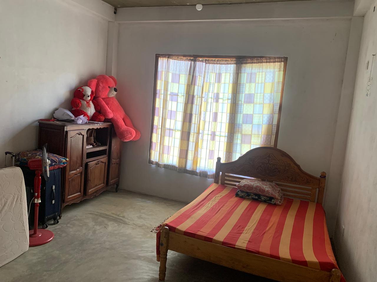 Land With House For Sale In Puwakpitiya