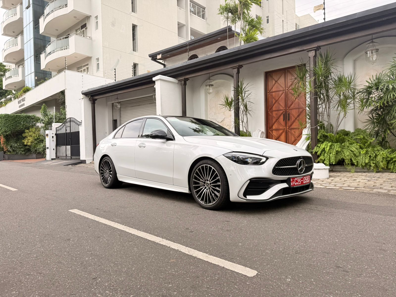 Mercedes Benz C200 AMGLine Premium Plus 2025