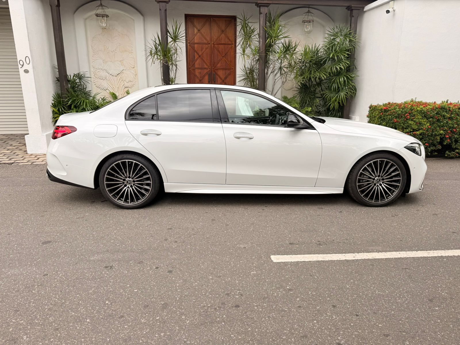 Mercedes Benz C200 AMGLine Premium Plus 2025