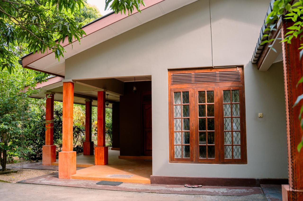 Architect-Designed Luxury House for Sale — Maspotha Kurunegala